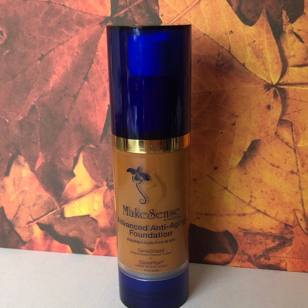 Advanced Anti-Aging Foundation - Tan and Blue